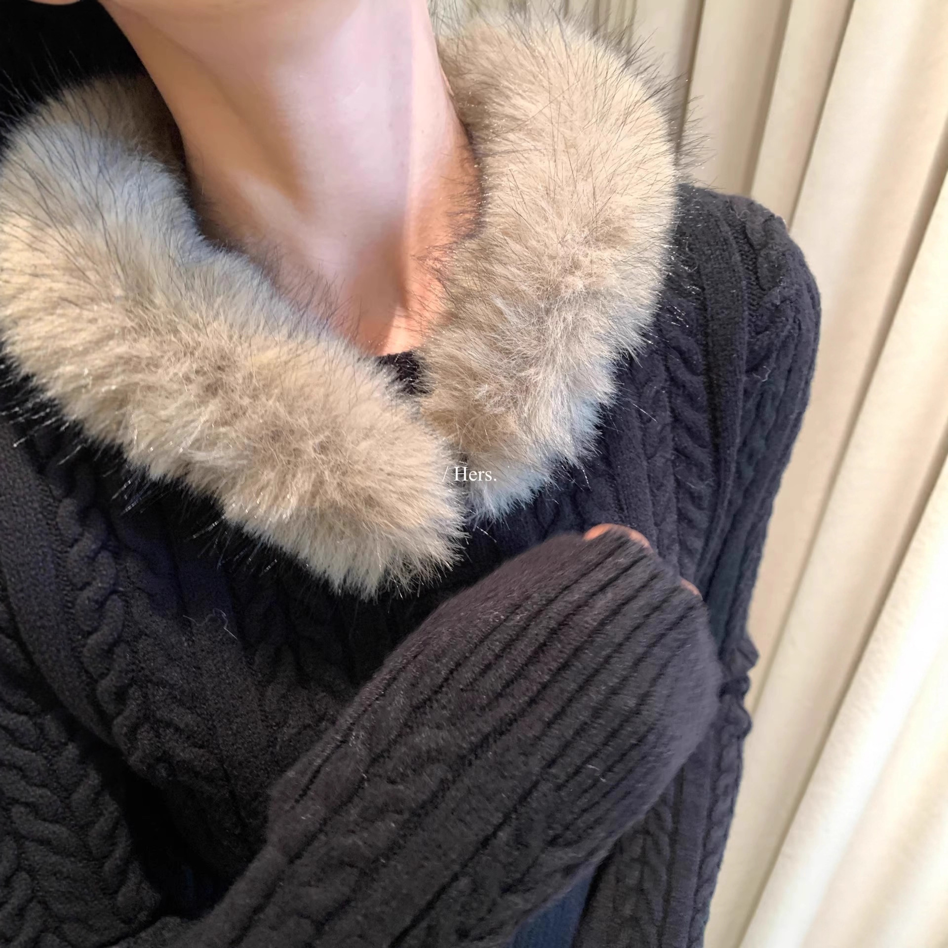 秋冬高级感毛领简约针织打底衫女内搭冬季独特超好看的厚款上衣