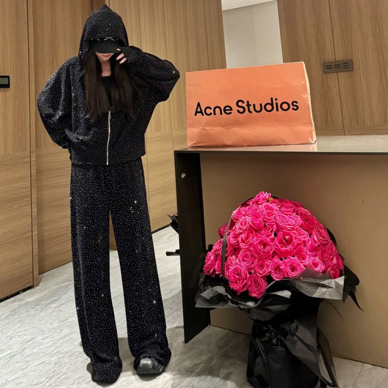 Fashion Casual Sports Suit for Women, Autumn High-End Shiny Silk Hooded Sweatshirt with Wide-Leg Pants, Youthful and Mature Two-Piece Set