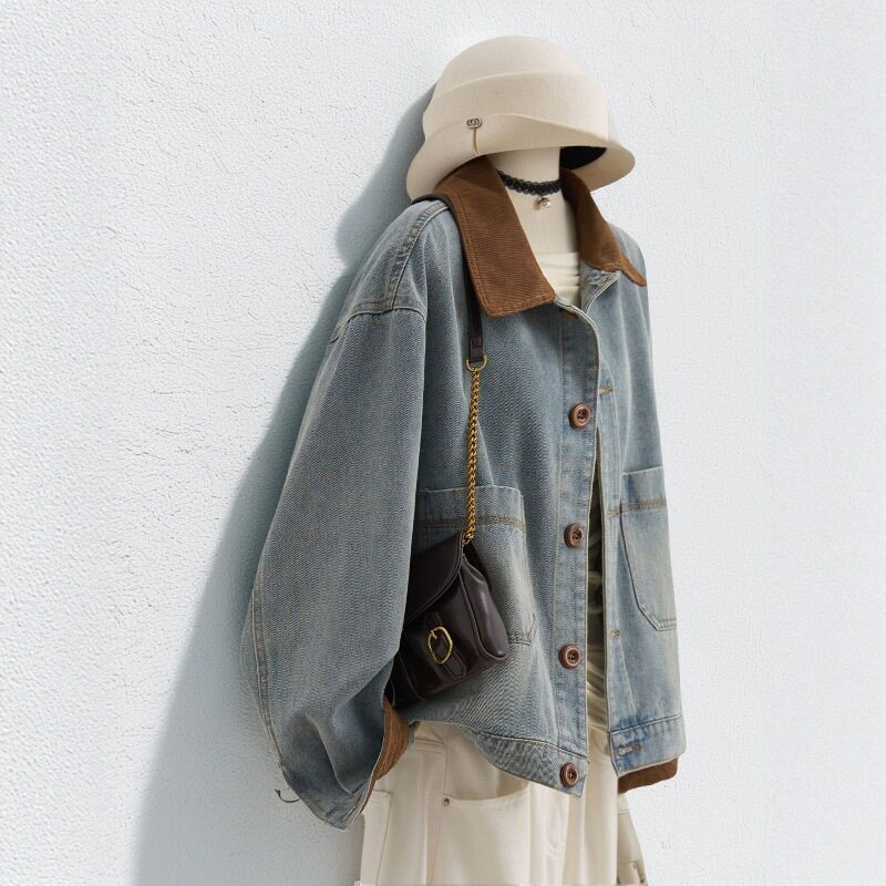 Áo khoác denim ngắn nữ dáng ôm, tay dài, cổ áo màu tương phản, phong cách Hàn Quốc — màu xanh denim
