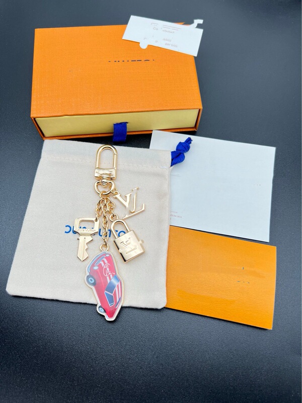 Lujia Cross-Border 25 Designer New Car Keychain Suitable for Luggage Women's Bags Fashion Creative Zinc Alloy Pendant