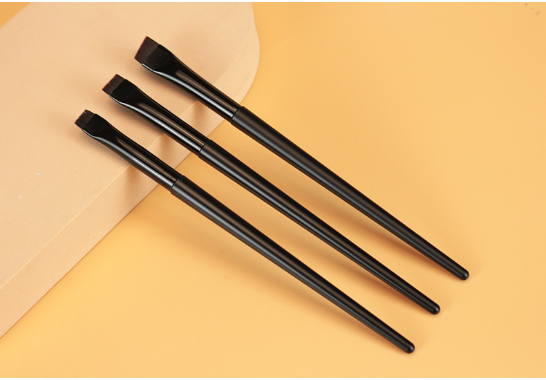 刀锋眼线刷超细扁平头精细斜眉刷眼线膏笔刷便携美妆工具白色刷子