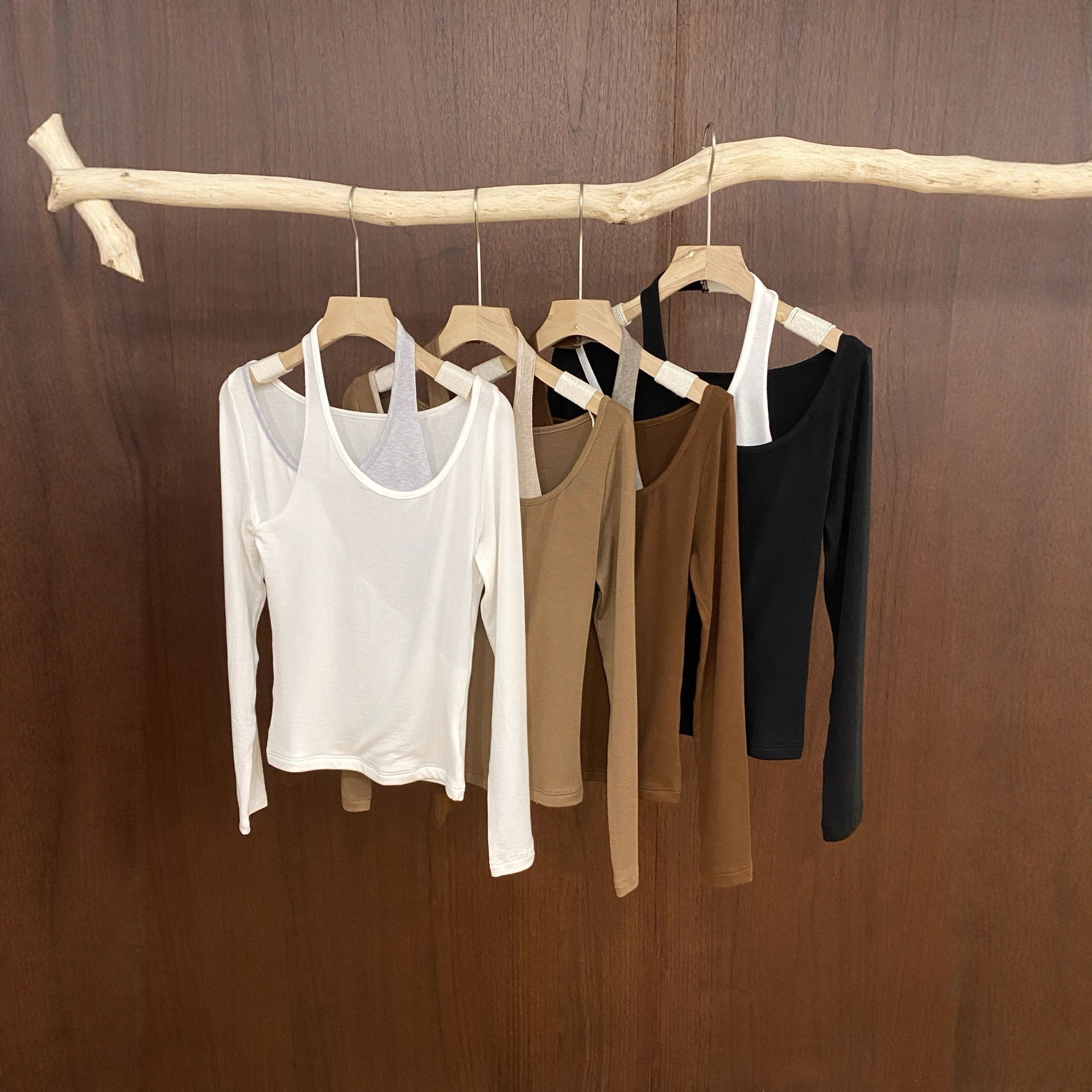 Jm25-8010 Tencel Wool Color-Blocked Halter Top for Women with Niche Design, Slimming Look and Not Picky, Source Factory