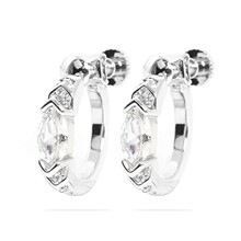 ���������˹֮���������A�г�Ʀ�������L���ԔQ�ݽz�ʯ���hŮ