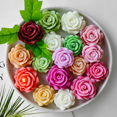 嘉匯美の花はあめのケーキをひっくり返して金型のdiyのケーキを焼きます。