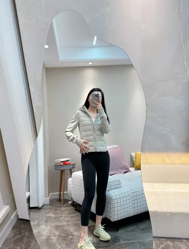 露露家轻薄运动羽绒服女2025新款保暖徒步登山户外健身瑜伽服外套|undefined