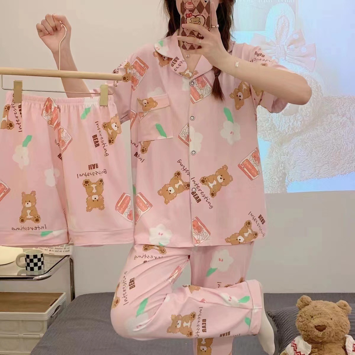 Pijamas de alta gama para mujer, conjunto de tres piezas con cárdigan a rayas de manga corta para verano, se puede usar en exteriores, conjunto de ropa para el hogar para primavera y otoño de 2025