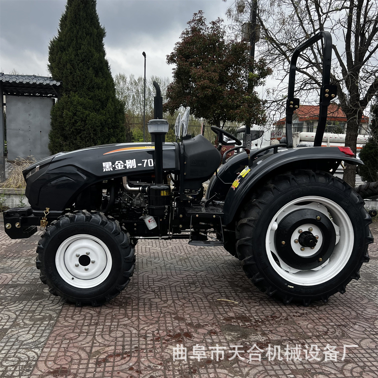 全新黑金钢704拖拉机8+8梭式换挡翻转梨旋耕机开沟机使用直补现车