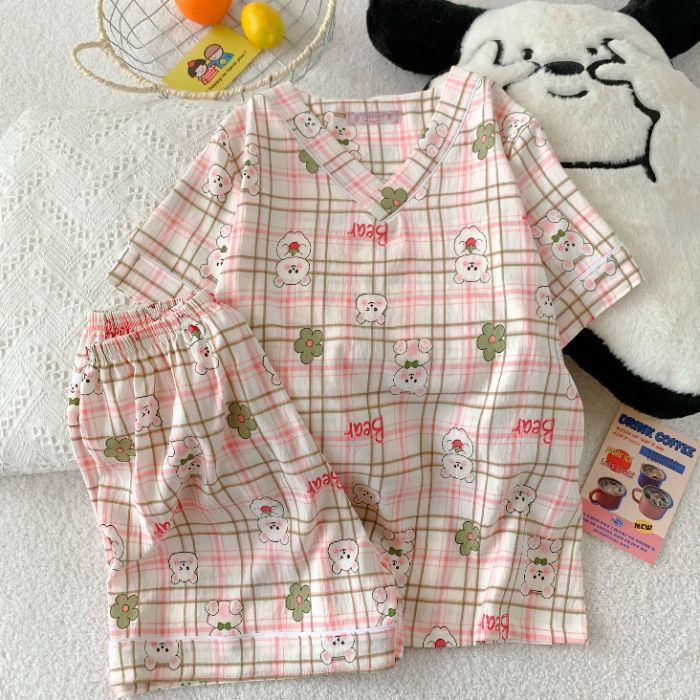 Al por mayor transfronterizo verano nubes pijamas de algodón de cuello en V de mujer pantalones cortos de manga corta lindos dibujos animados se pueden usar con ropa de casa