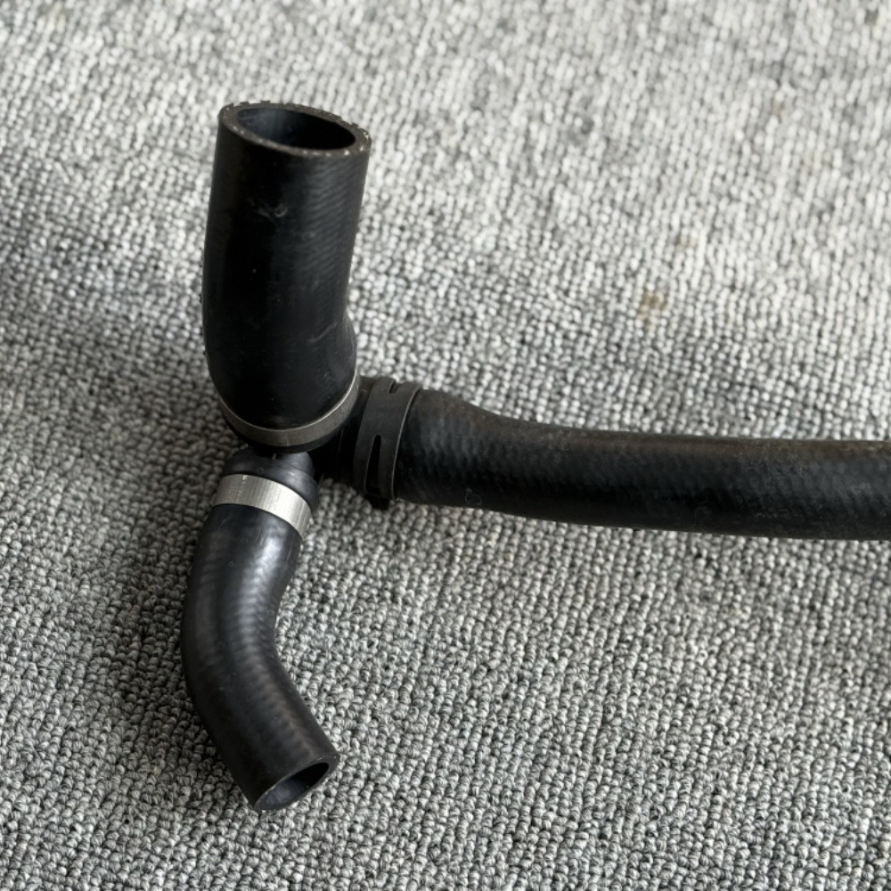 2742002482 Suitable for Mercedes-Benz W213 M274 E300 Glc300 Glk Vito Coolant Hose