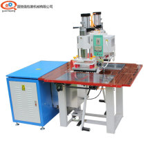 高频PVC雨衣设备，塑料热合机高频机热合机塑料热合机雨衣高周波