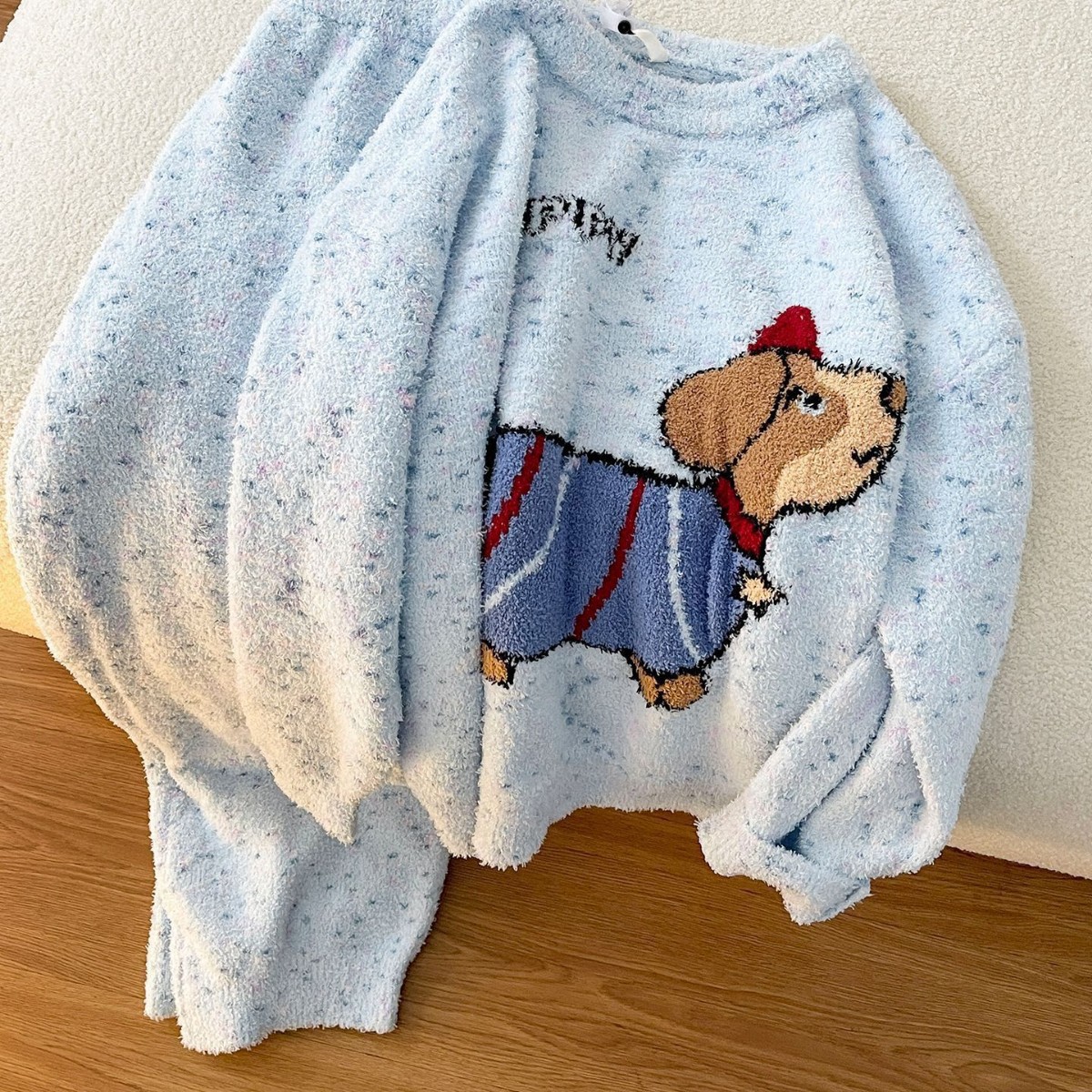 Pijamas al por mayor transfronterizos de mujeres otoño y invierno mitad de terciopelo grueso chaqueta caliente manga larga dibujos animados suave set de ropa para el hogar