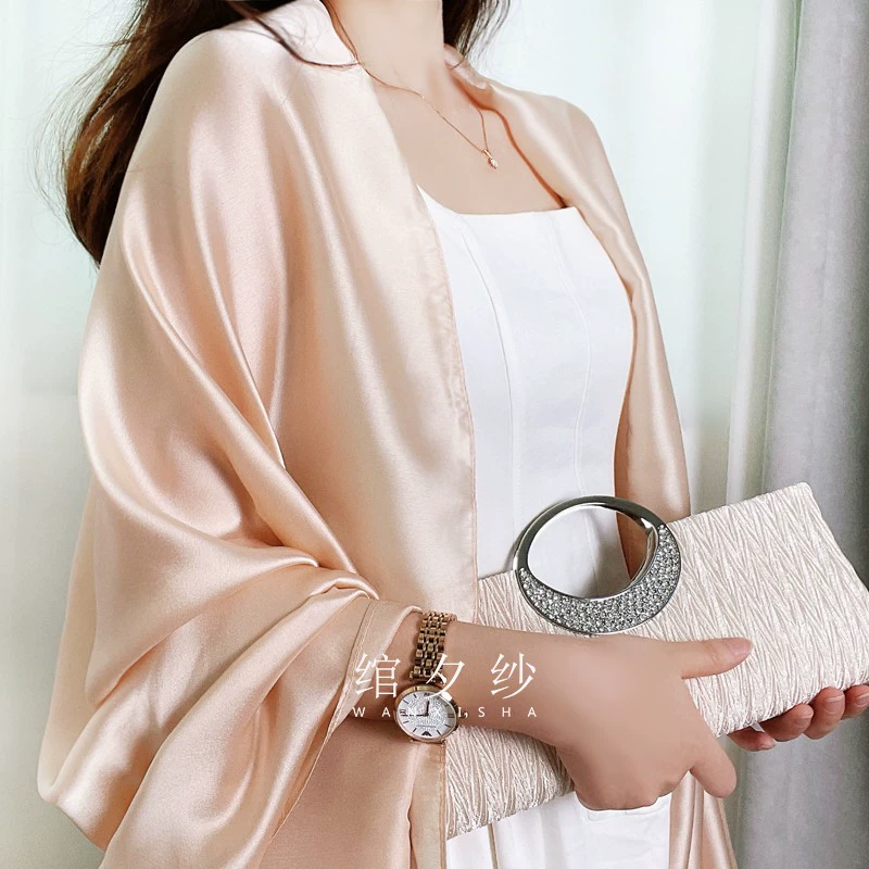 Шампанское цвета дикие атласные платья Cheongsam Шаль пустынный пляж солнцезащитный шарф