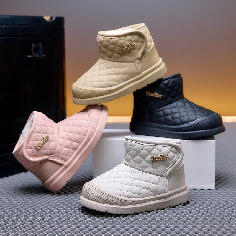 Botas de nieve para niños y niñas botas de algodón impermeables 2026 invierno nuevo terciero calentamiento suave antideslizante zapatos para niños