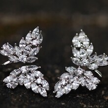 ����ˮ���ʯ��������2026���¿С����Ƹи߼�����Ů�ٴ����