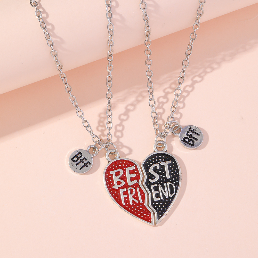 16g Weight Zinc Alloy Pendant Material Pendant Necklace Classification Zinc Alloy Chain Material cable chain Chain Type 1 Set Quantity Holiday, Daily Occasion Alloy Material Valentine'S Day Festival Letter, Heart Shape Pattern All Seasons Season Unisex Gender Enamel Design Cute Style Cute Letter Heart Shape Alloy Cable Chain Pendant Necklaces Wholesale 4