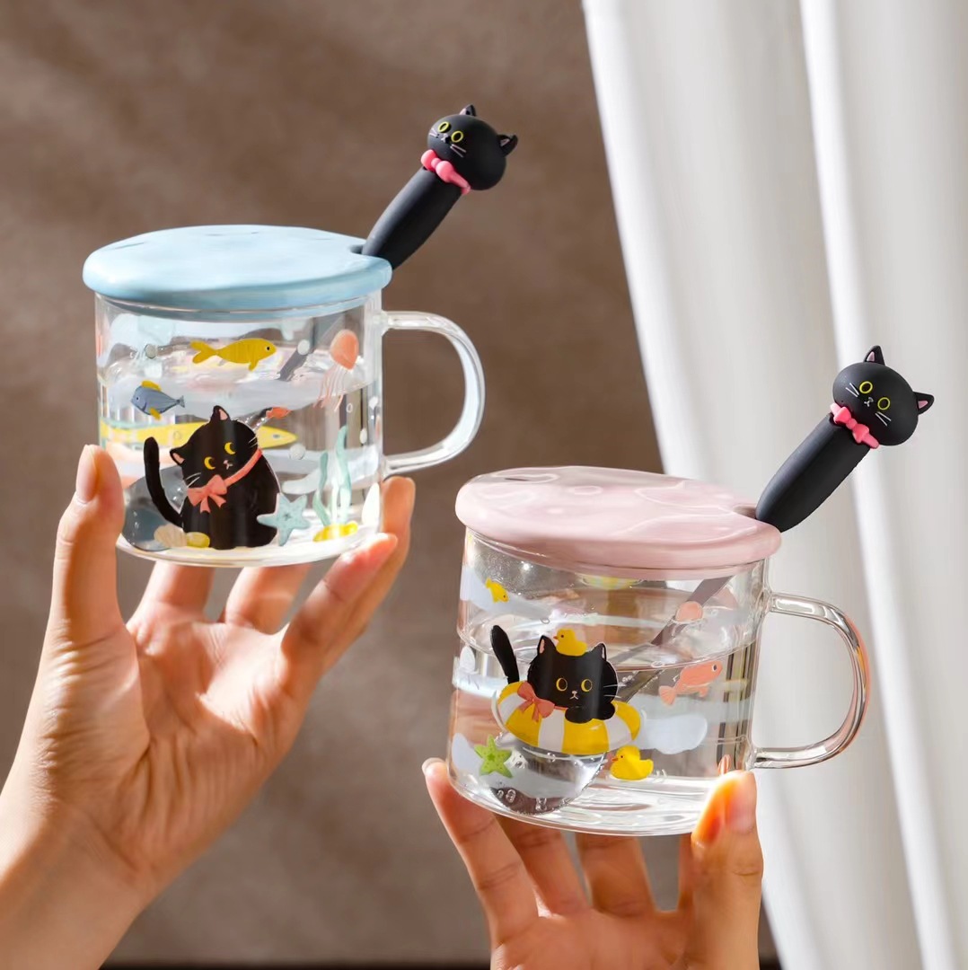 Creativo de dibujos animados pequeño gato negro taza de agua de vidrio de alto valor encantador pequeño regalo de personalidad fresca taza de regalo