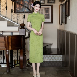 旗袍;马面裙;披肩