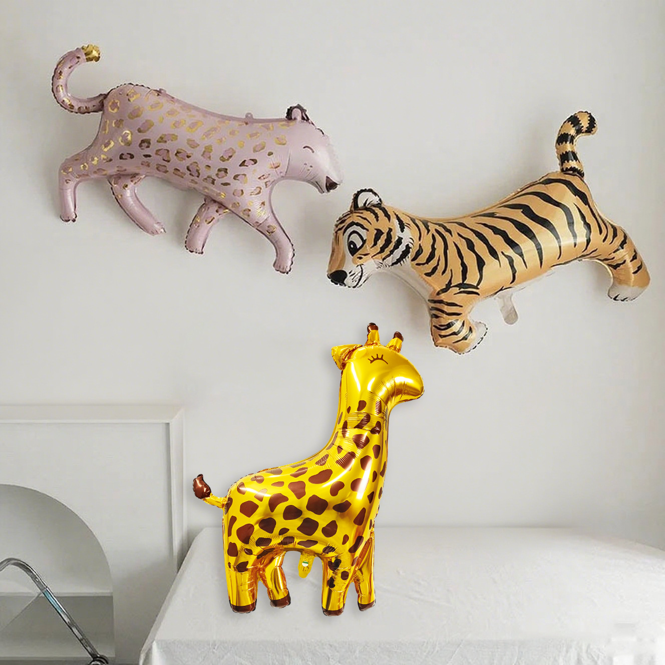Animales de dibujos animados en forma de globo de aluminio para niños fiesta de cumpleaños mercado nocturno puesto de globo mercado nocturno al por mayor