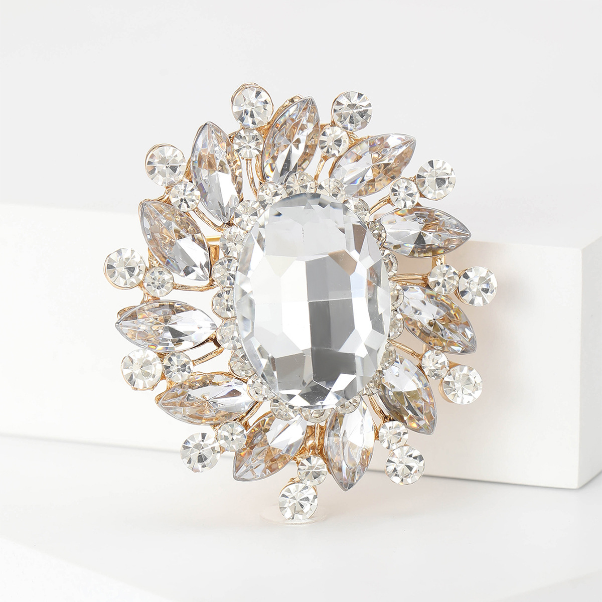 30g Weight Glass Inlay Material Brooches Classification Holiday Occasion Alloy Material Flower Pattern Women's Gender Inlay Design Simple Style Style Simple Style Pin Flower Alloy Inlay Glass Women's Brooches 12