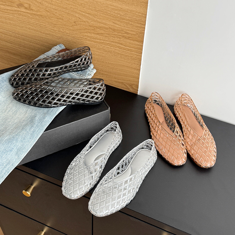 women's sandals pointed-toe flat