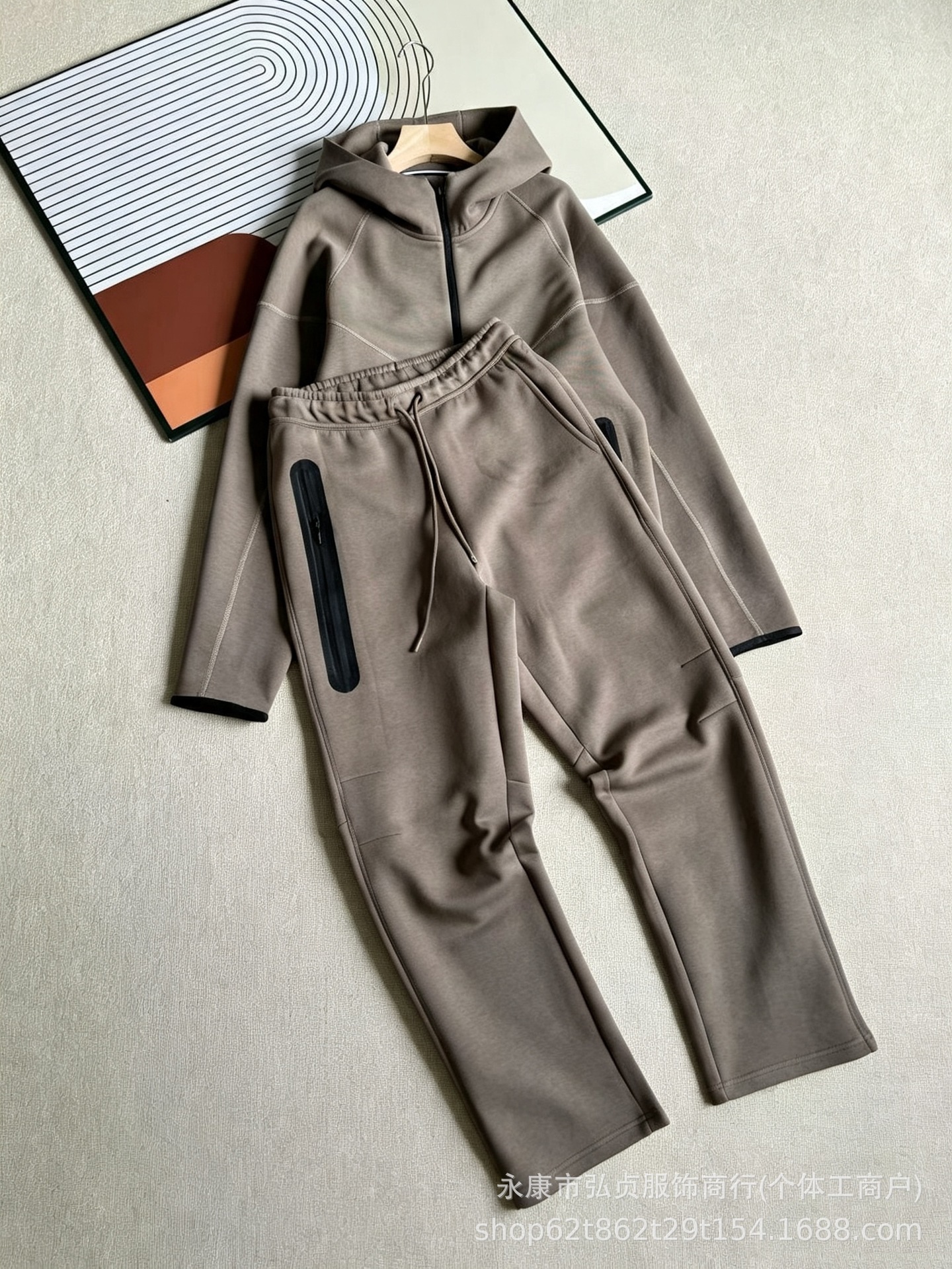 Set. coffee brown / M