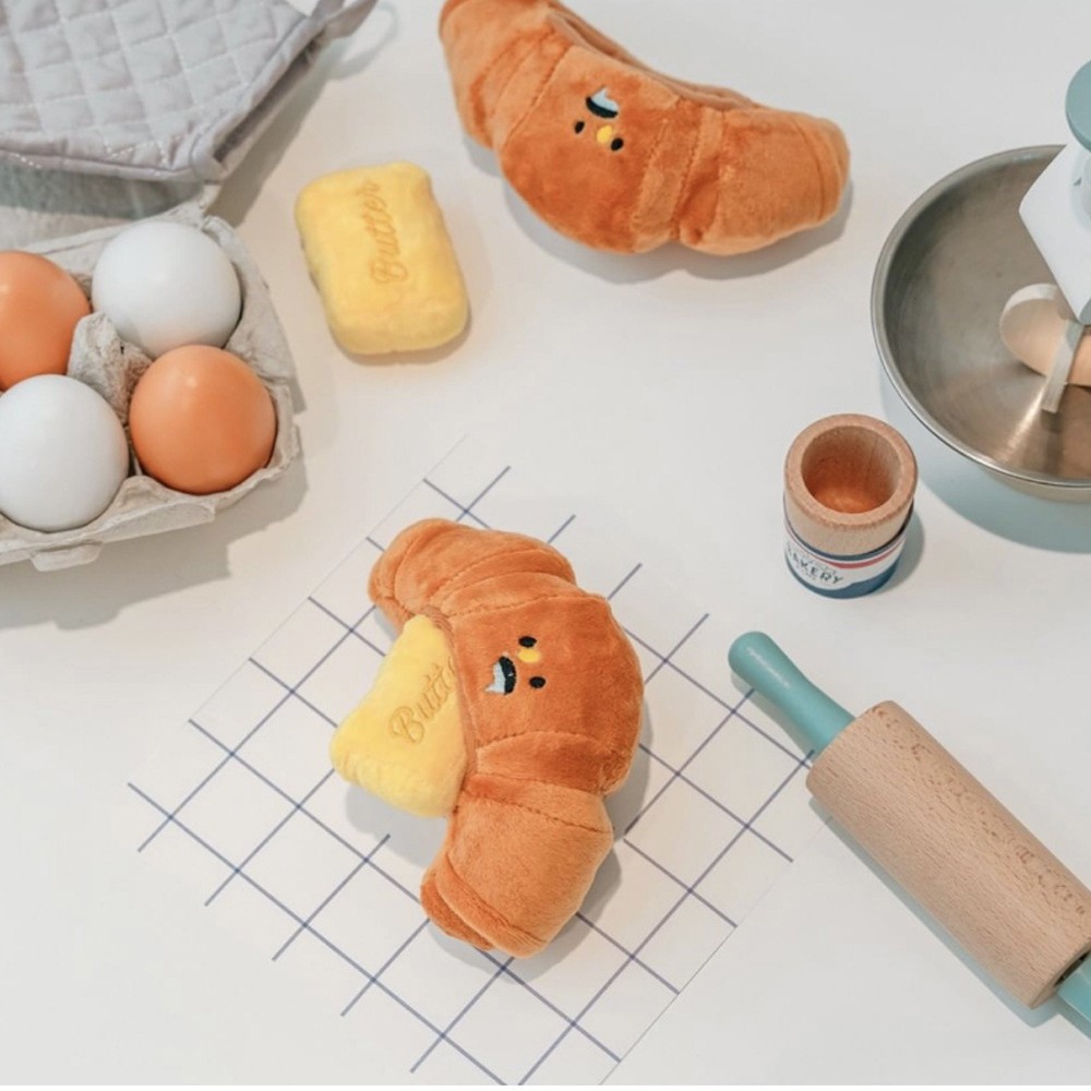 Plush croissant toy image 3