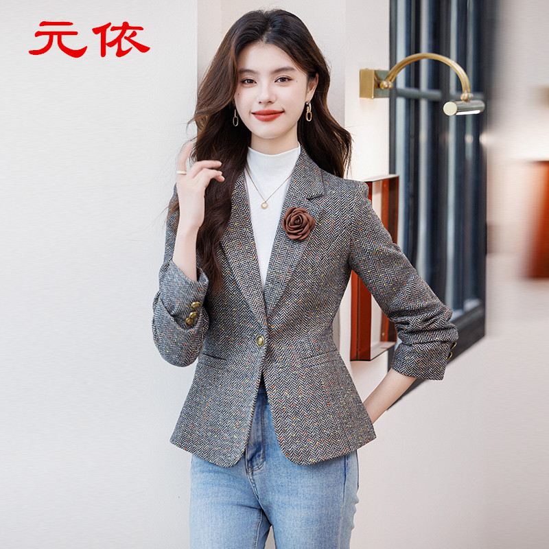 Spring and Autumn New Elegant Socialite High-end Short Suit Jacket Chanel Fashionable Slim-fit All-match Woolen Top