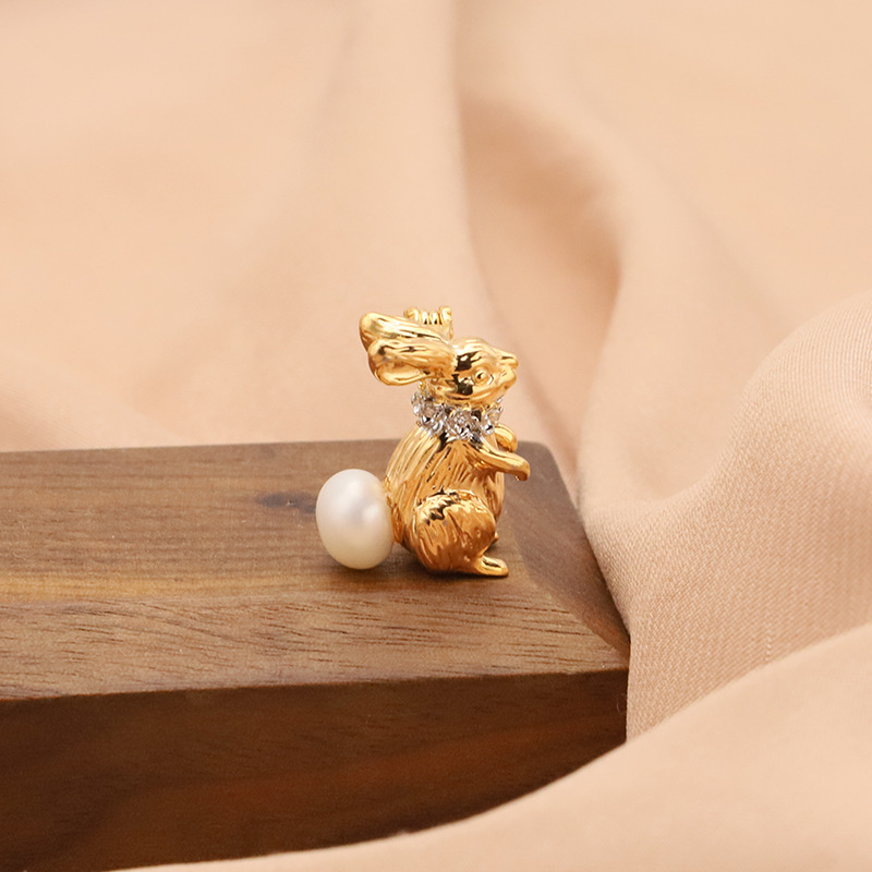 Live productos calientes perla natural conejo broche ins personalidad chica lindo japonés decorativo ramillete 18K oro galvanoplastia image 1