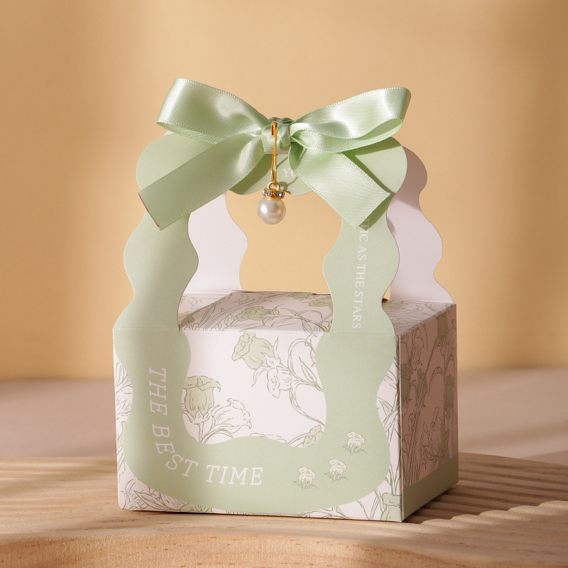 Matcha green + green ribbon + pearls