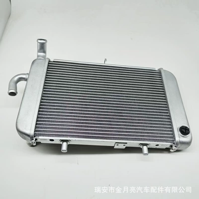 Water tank motorcycle water tank assembly
