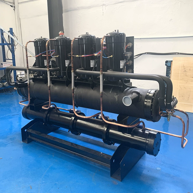 Производитель поставляет чиллер мощностью 50 л.с. с водяным охлаждением для промышленного охлаждения, литья под давлением, гальваники и циркуляционного литья под давлением.