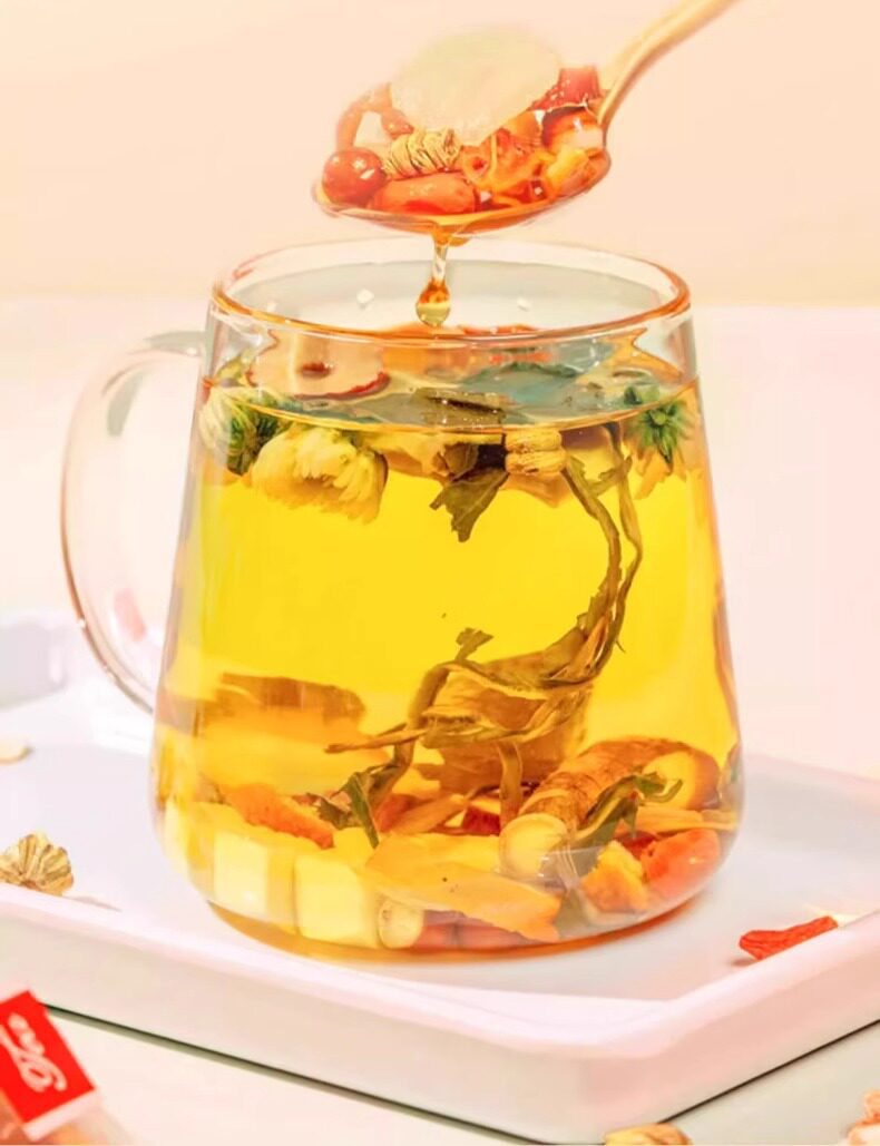 Fu Ling Yi Shi Tea 250g 120 Bags Poria Lotus Leaf Hawthorn Rose Tangerine Peel Herbal Wellness Tea in use