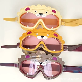 泳镜;泳帽;脚蹼、手蹼