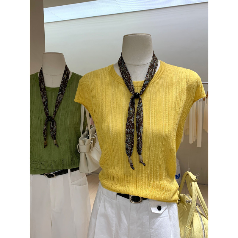 Bright Orange Misty Hollow-Out Ice Silk Short-Sleeve Knit Top for Summer, Breathable, Loose-Fitting, Slimming, Casual Round-Neck Top for Women