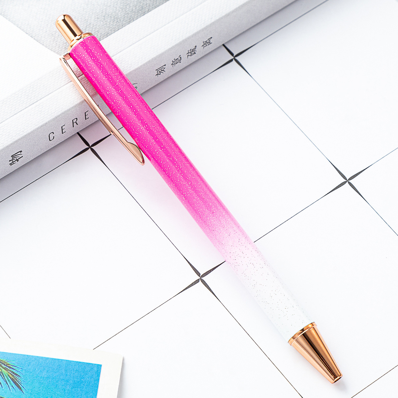 Nuevo bolígrafo de metal de alto valor facial, polvo flash creativo, bolígrafo de papelería de metal para estudiantes en stock