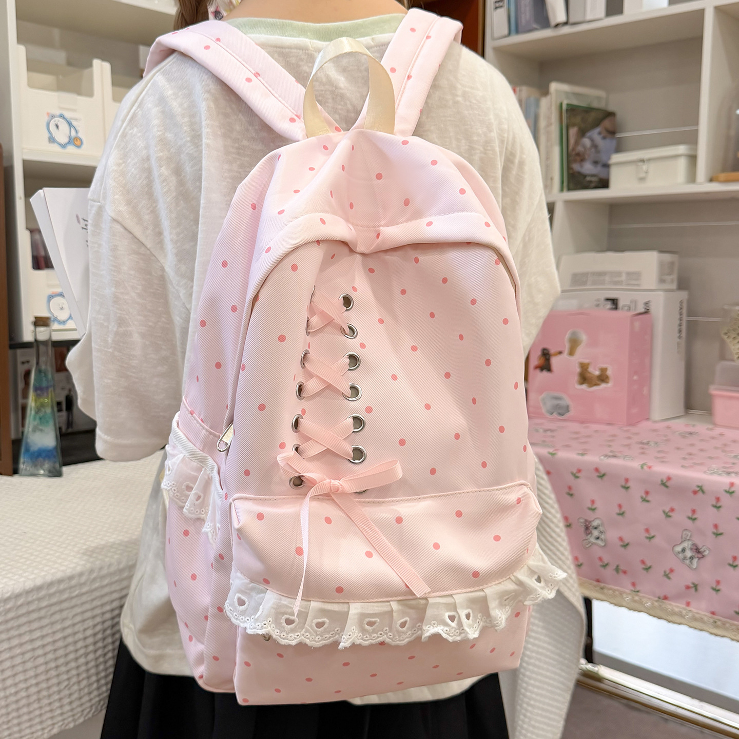 Japanese-style school bag for girls, cute polka dot campus backpack for junior high school students, college-style large-capacity student backpack for classes