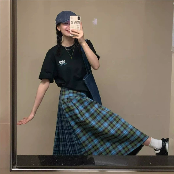 Plaid skirt
