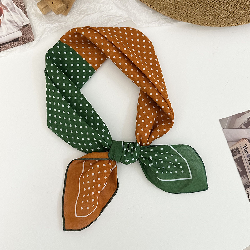 Una toalla de seda de algodón cuello pequeña toalla cuadrada de alta calidad nueva toalla de punto de onda universal correa de pelo protector de cuello pequeño chal