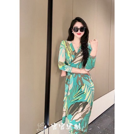 Forest Whisper Wrap Dress One-Piece V-Neck High-End Fashionable Slim Fit Vacation Dress Long Dress