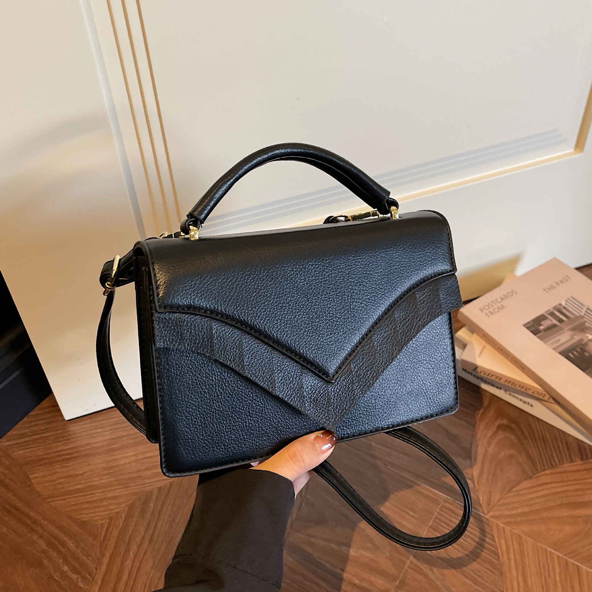 Bolso de mano de moda retro simple estilo extranjero retro bolso de hombro de gran capacidad versátil bolso de tendencia diaria image 7