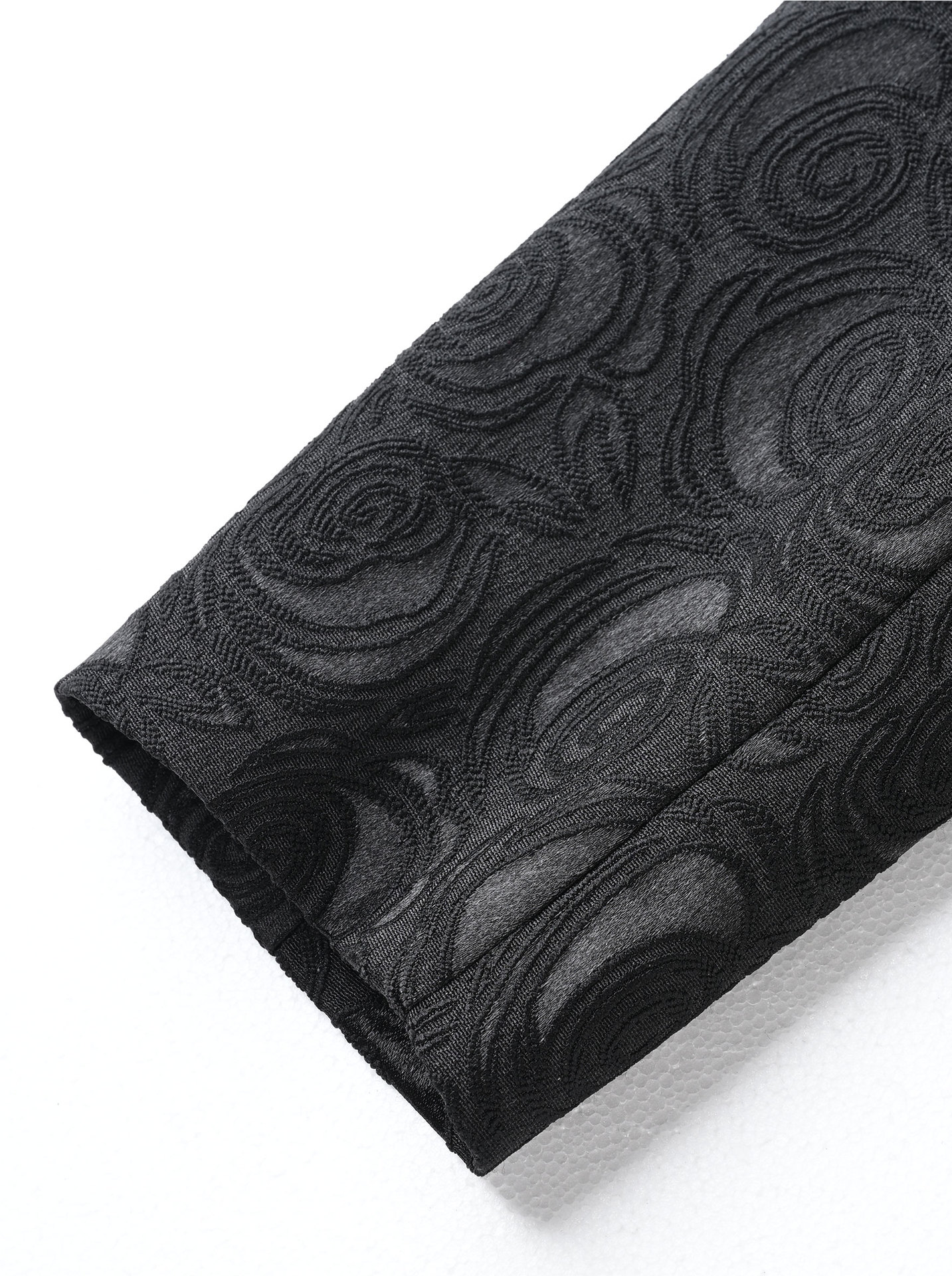 Abito da uomo tre pezzi per cerimonia con giacca e gilet jacquard_voghion.com