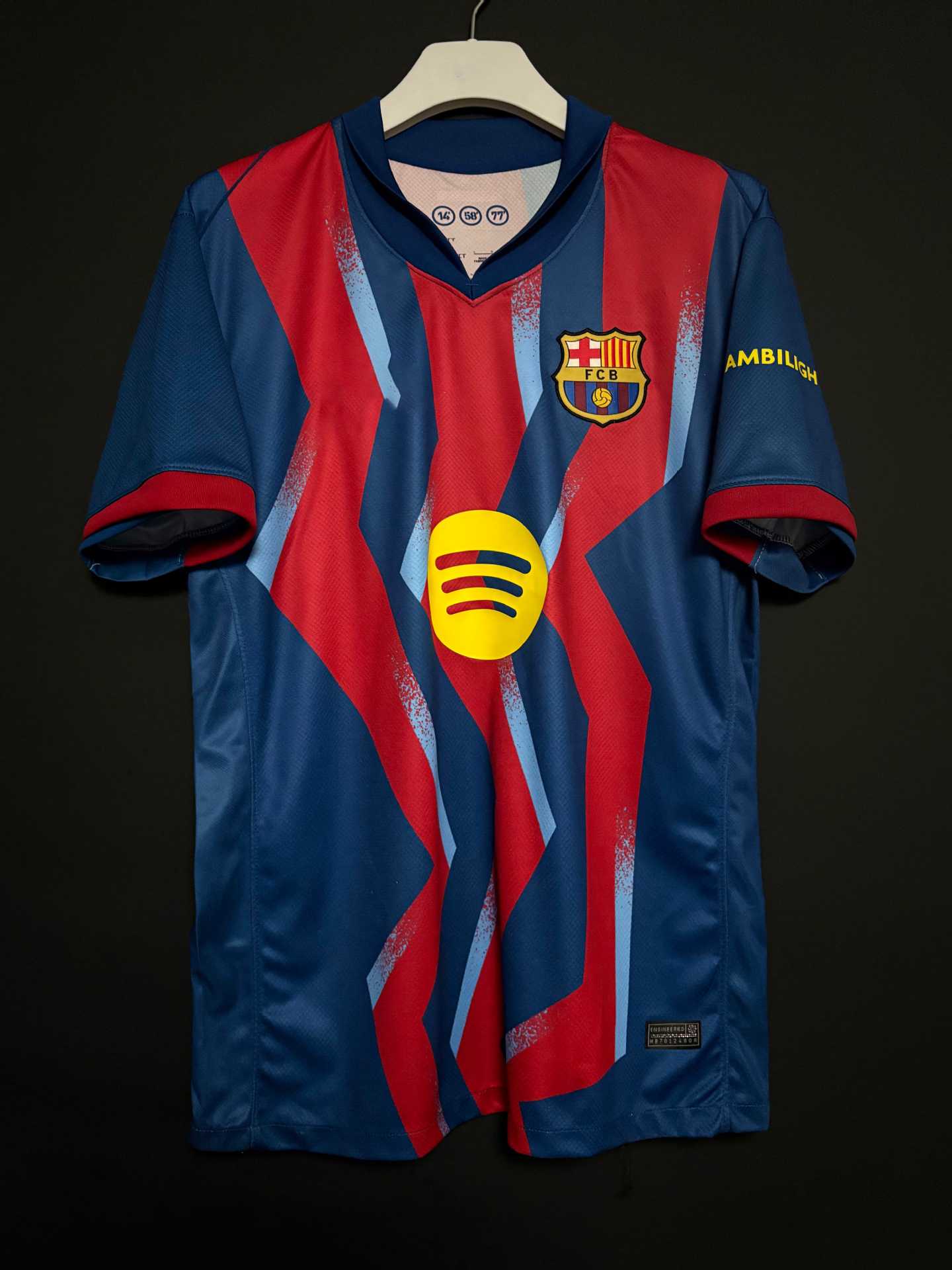 25 nuevas camisetas de fútbol Barcelona Arsenal Brasil Real Madrid Napoli Juve París Jersey al por mayor