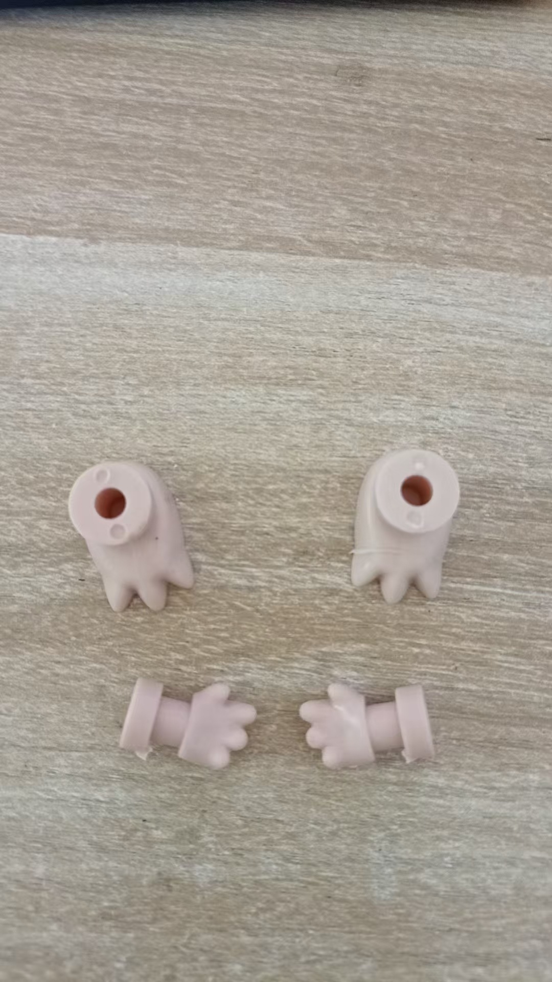 Nuevo tipo de muñeca de peluche encantadora cara accesorios de manos y pies Lila cuero cara accesorios de muñeca caja ciega muñeca mano de muñeca image 16