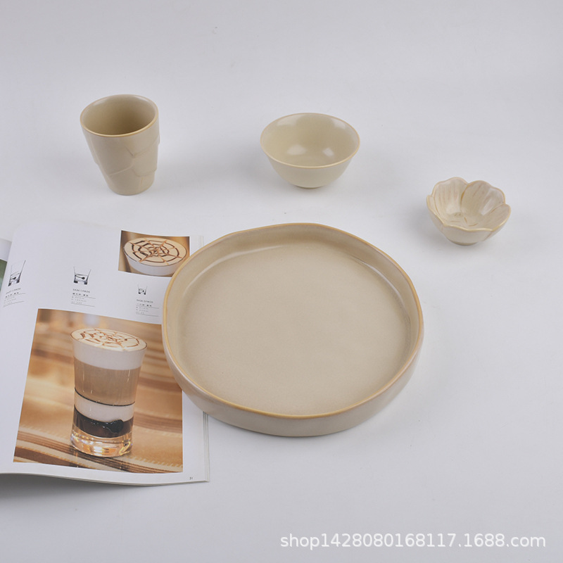 Comercio exterior estilo occidental casero carne de cerámica caqui de 9 pulgadas platos de comida occidental de alta calidad platos de platos fríos platos de hotel