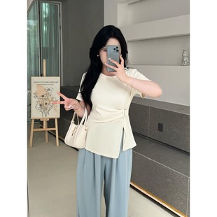 Fat mm Large Size T-Shirt New Round Neck Slim Short-Sleeved 2025 Summer Irregular Slit Design Elegant Top for Women