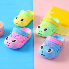 夏用ソフトソール子供用スリッパ、キャタピラ、男の子と女の子用スリッパ、滑り止めベビーサンダル、1歳から6歳までの下駄