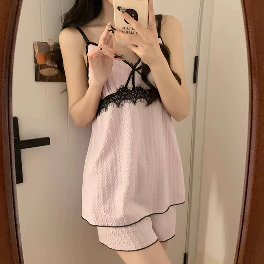 Ночная рубашка‑комплект (pijama) женский тонкий топ и шорты, милые оборки, эффект лифтинга