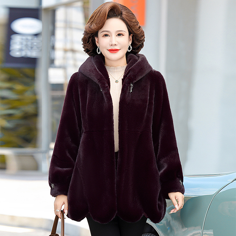 Winter coats for middle-aged and elderly women, including new style faux fur coats made of mink and velvet.