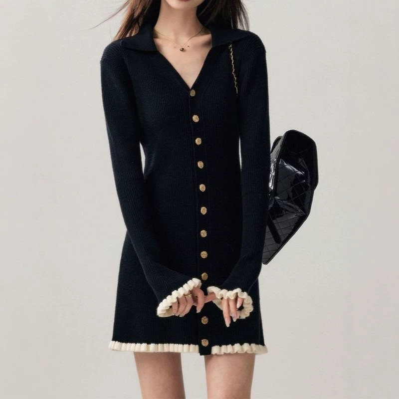 French-Style V-Neck Chanel-Inspired Waist-Cinching Knit Dress, New Autumn and Winter Women's High-End Ruffled Sweater Dress