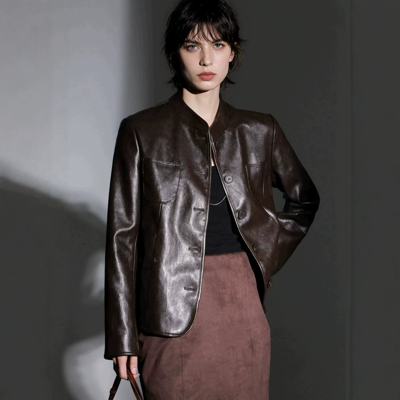 Minimalist style stand-up collar leather jacket, autumn vintage texture, loose fit, drop-shoulder short coat, high-end commuter leather jacket Minimalist style stand-up collar leather jacket, autumn vintage texture, loose fit, drop-shoulder short coat, high-end commuter leather jacket